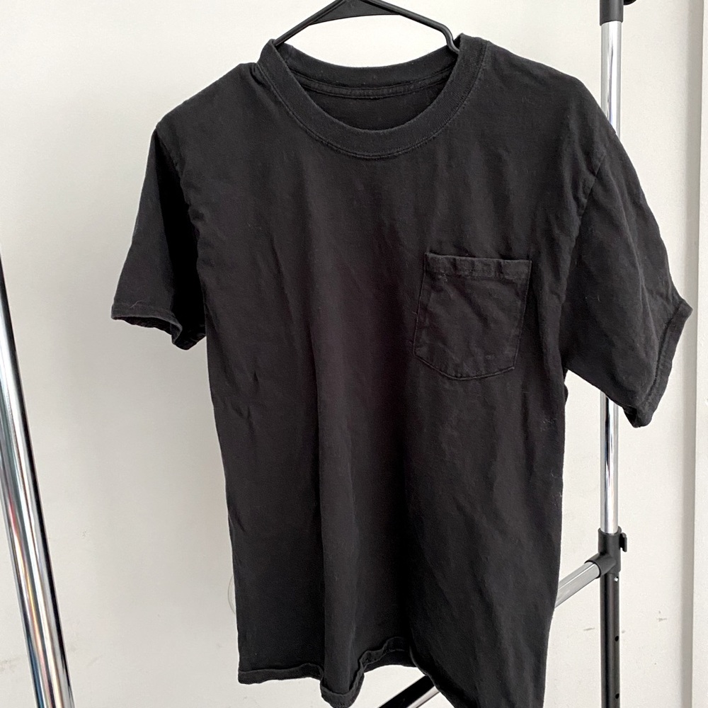 Black Pocket Tee